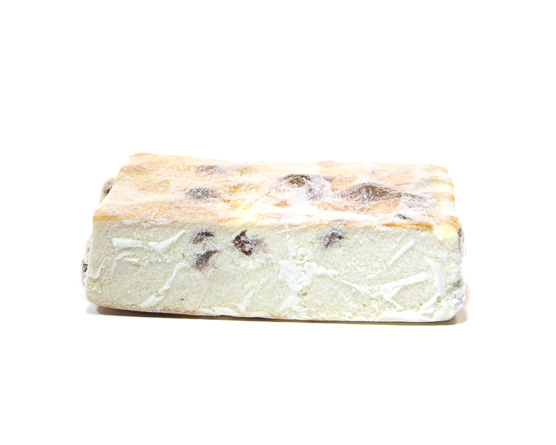 Pudding überbacken mit Käse und Rosinen