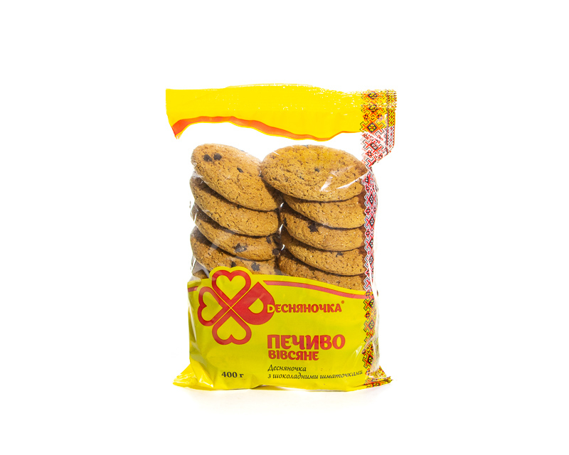 Oatmeal cookies with chocolate